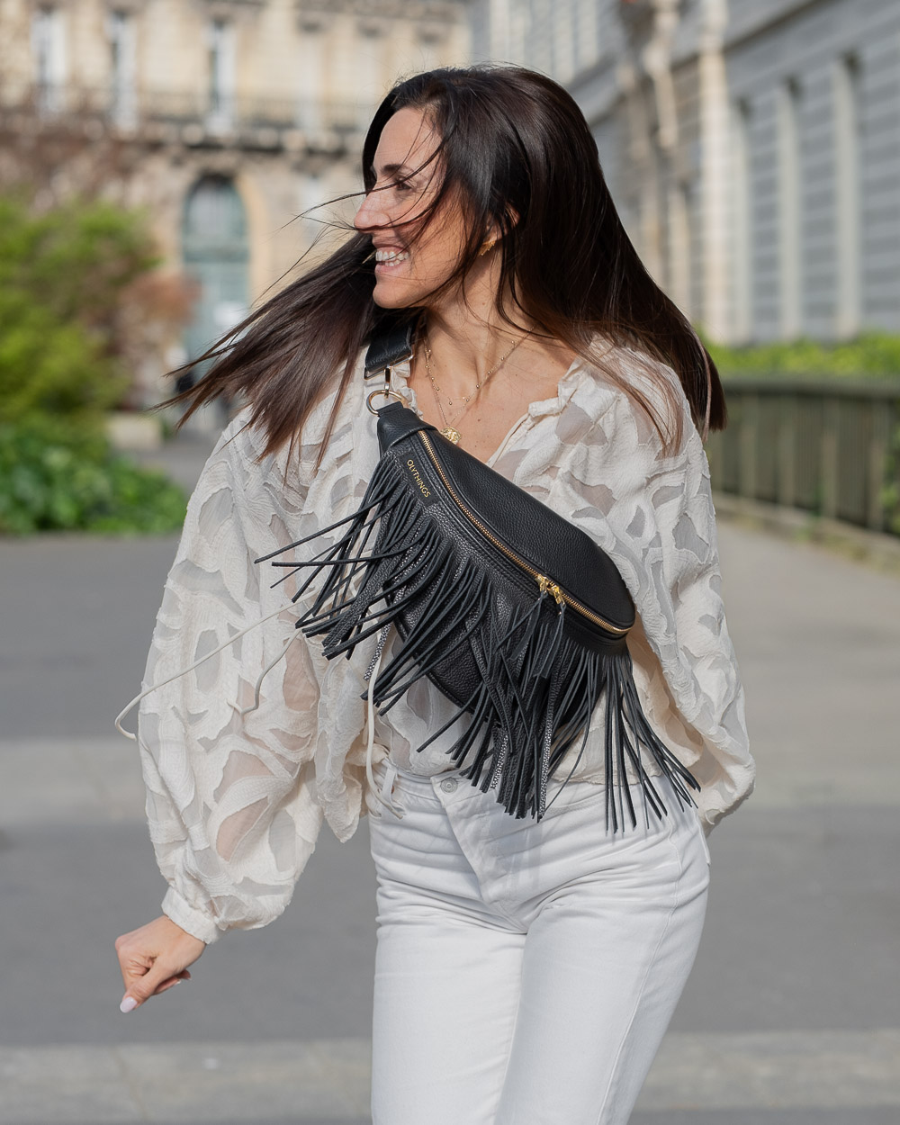 BANANE CUIR - NOIR GRAINÉ FRANGES